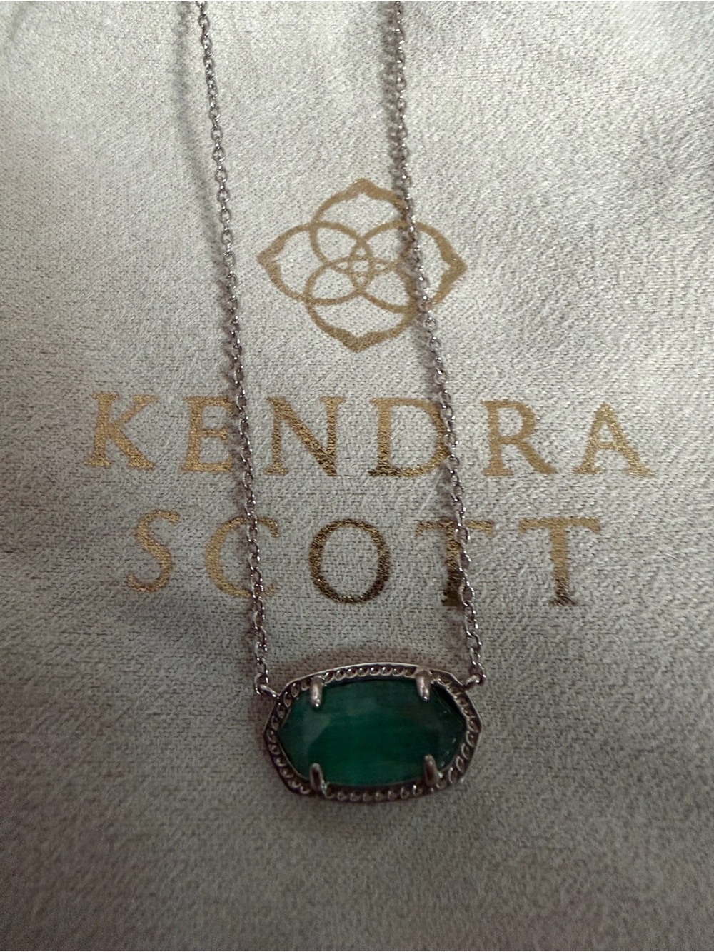 Kendra Scott Green Elisa Pendant Necklace - Silver